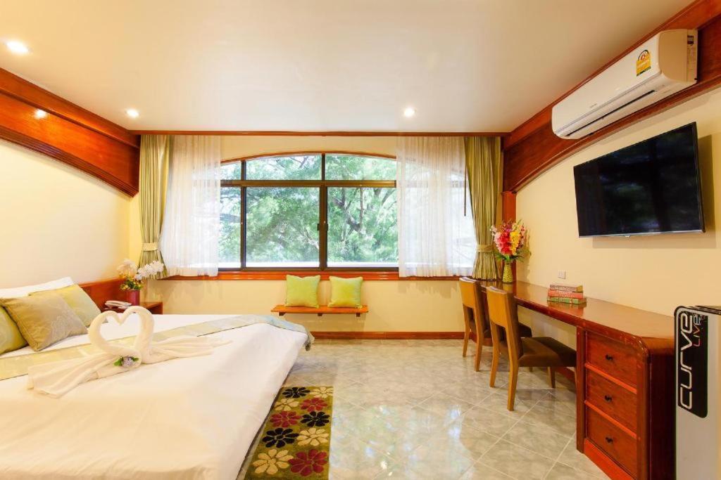 Id Residences Phuket Ngoại thất bức ảnh